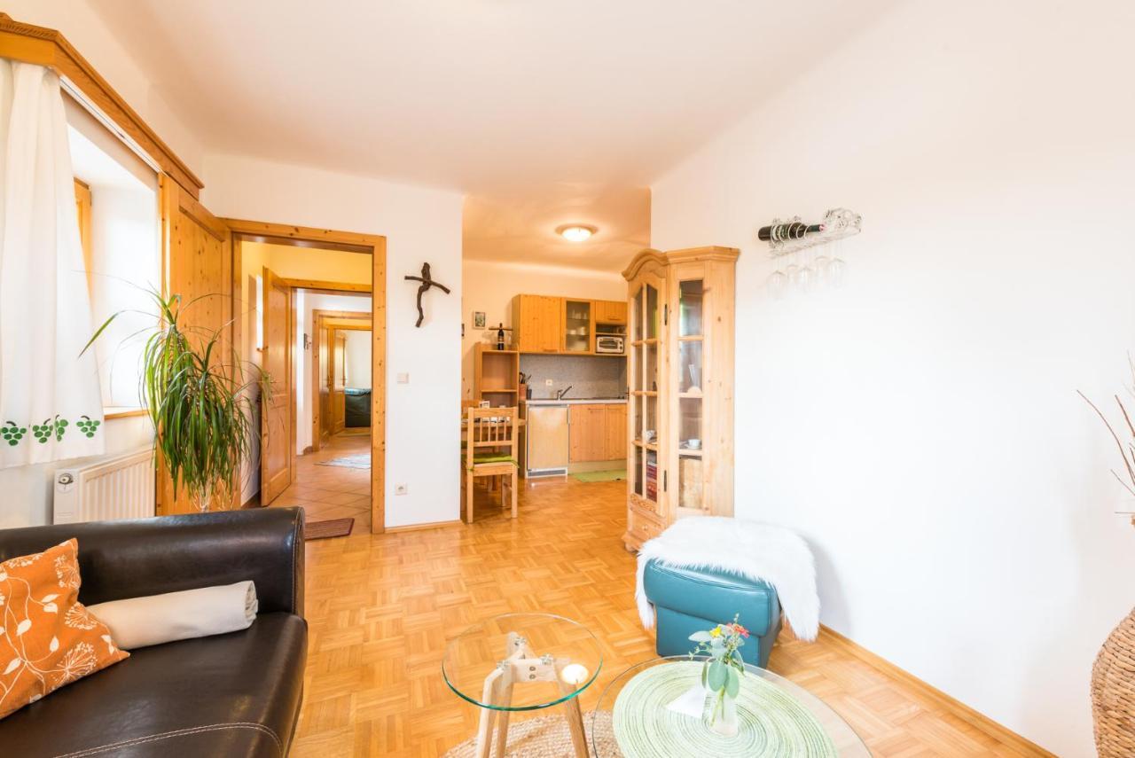 Apartment Weingut Dietl *